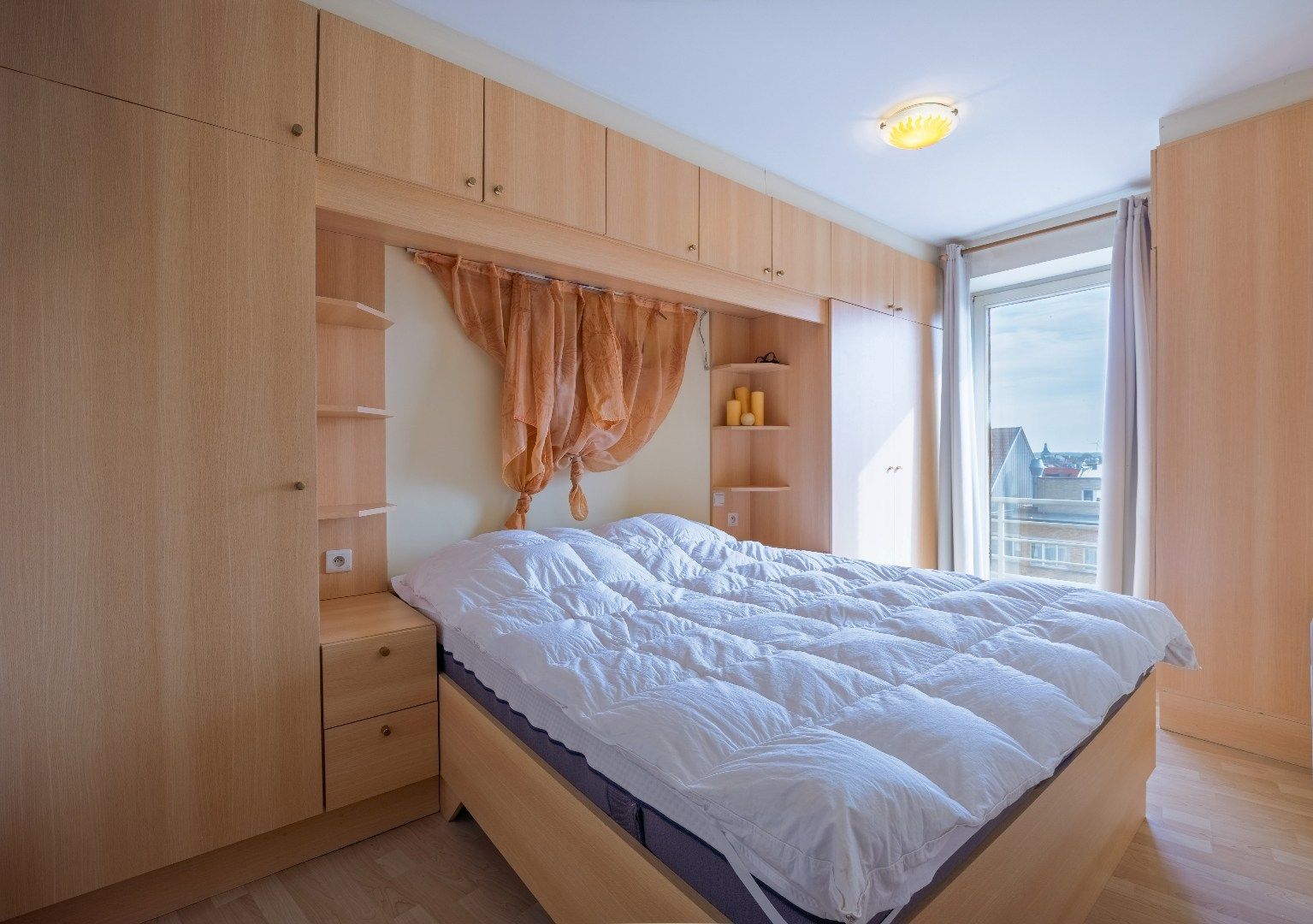 Uitzonderlijk hoekappartement met zijdelings zeezicht  foto 13