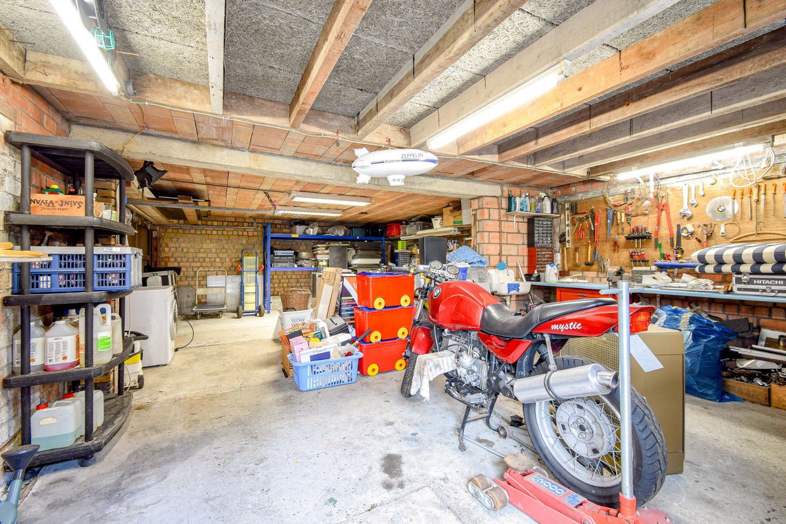 Rustig gelegen gezinswoning met 3 slaapkamers en garage foto 17