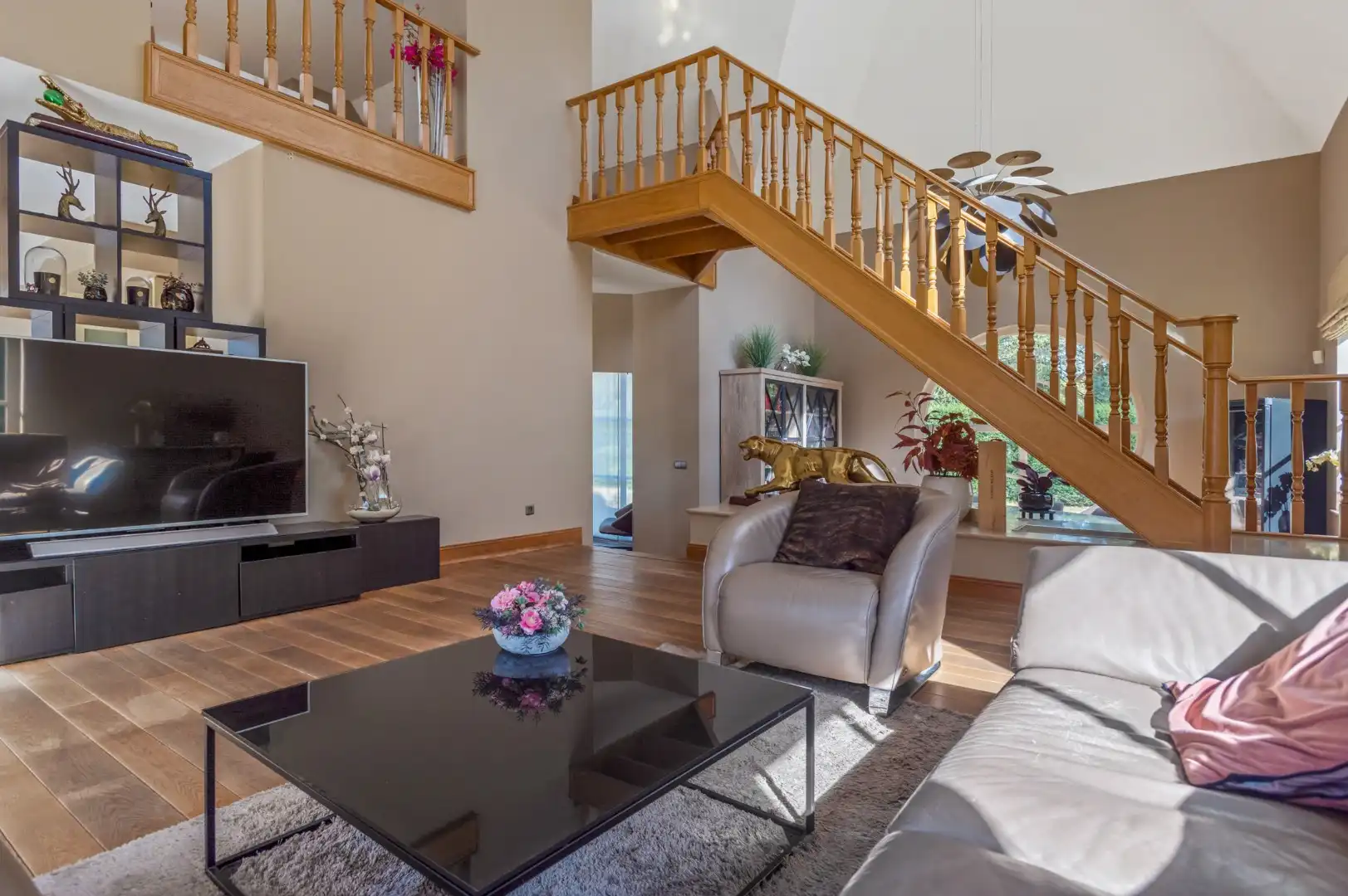 Exclusieve familievilla (413m²) op bosrijke toplocatie te Belsele foto 8