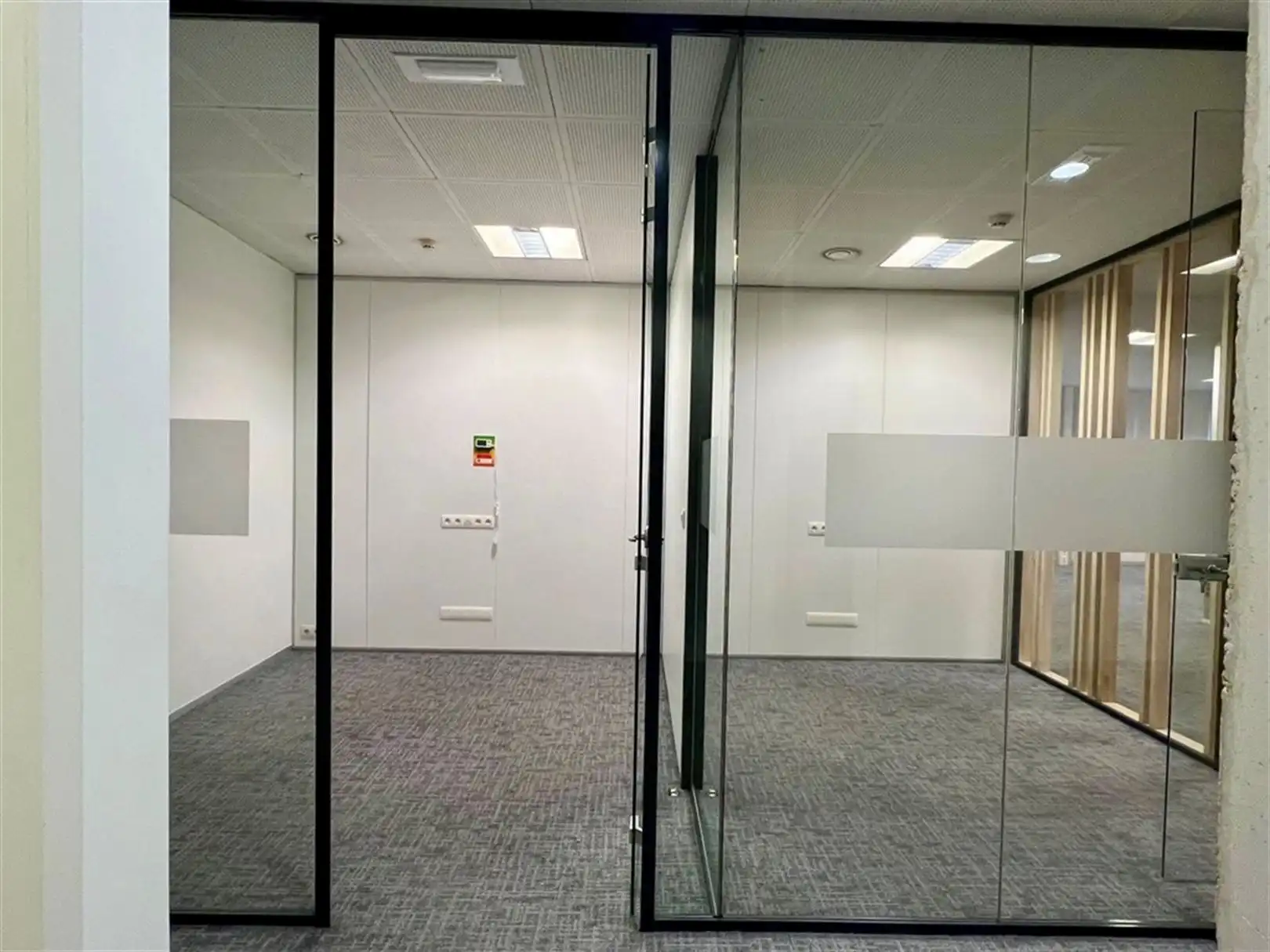 Instapklare kantoren in Centrum Gent foto 12