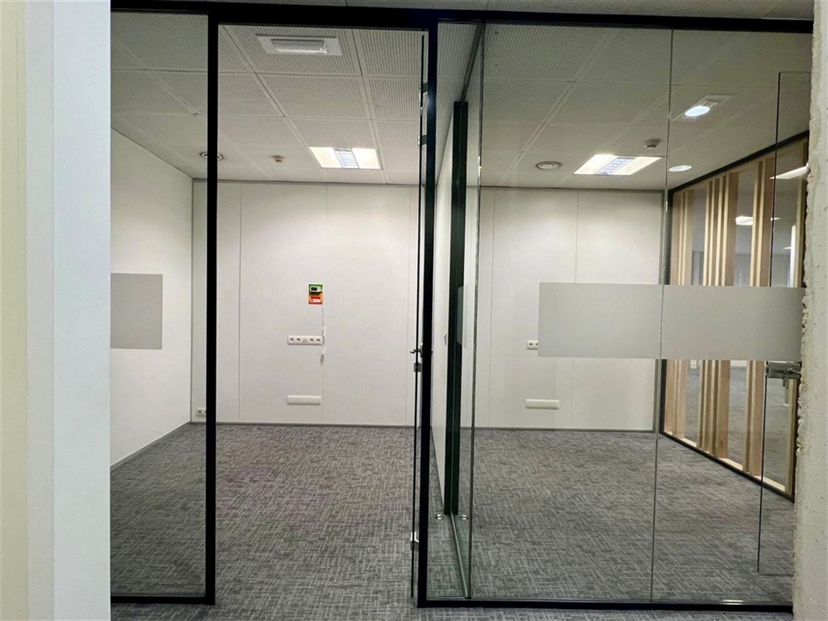 Instapklare kantoren in Centrum Gent foto 12