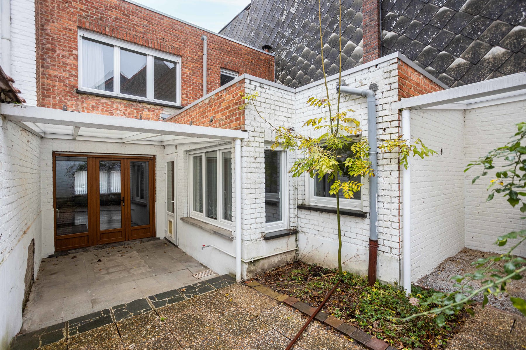 Te koop: solide op te frissen woning met gunstige ligging foto 29