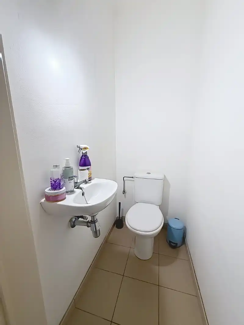 Gelijkvloers appartement met 2 slaapkamers en tuin foto 9