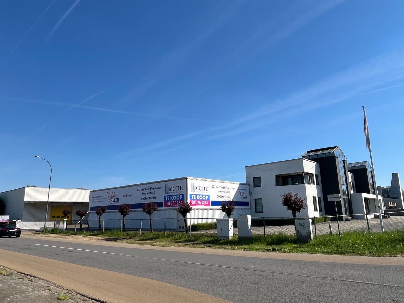 Bedrijfsgebouw met woonst op 60a01ca foto 2