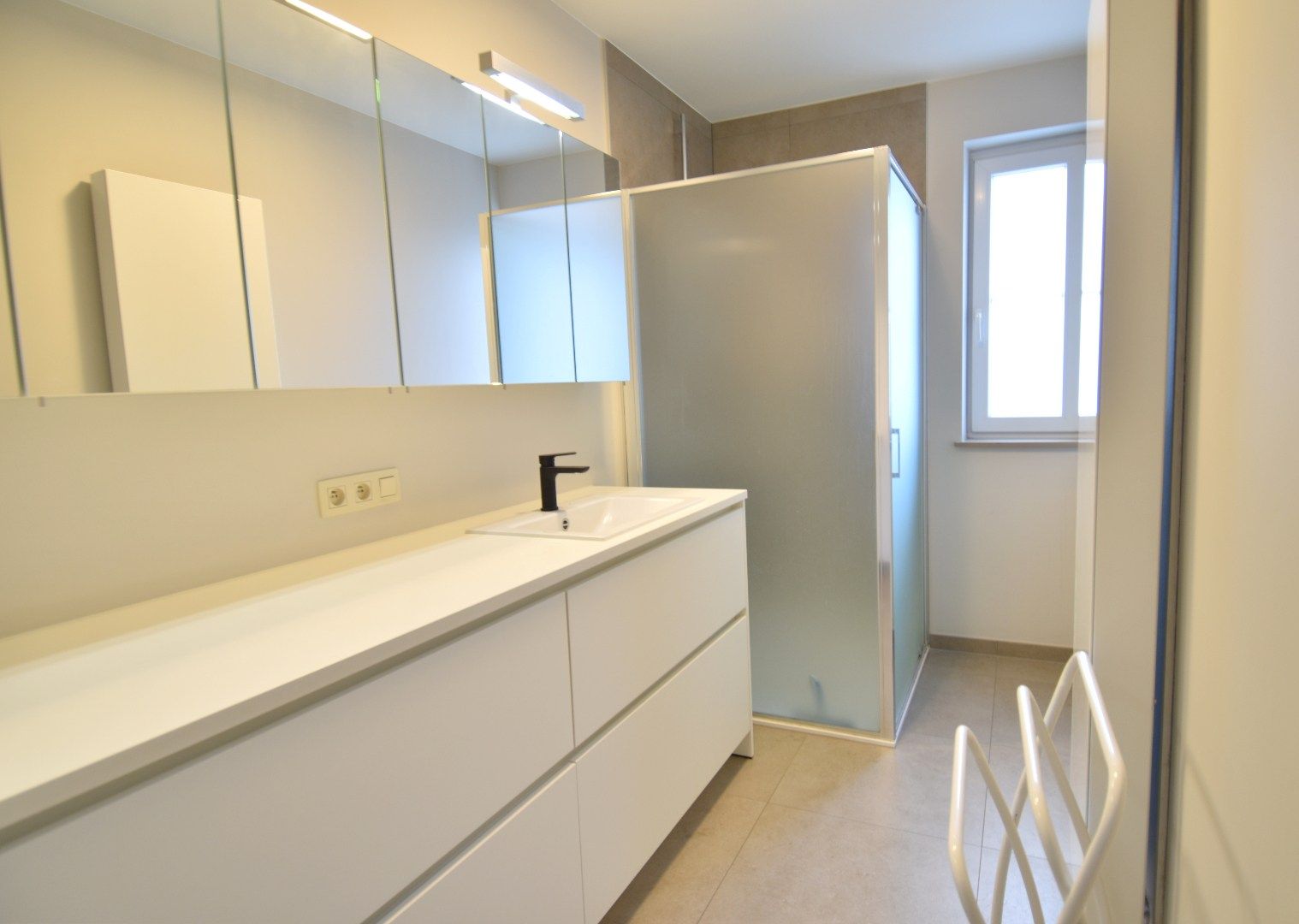 Ruim duplex appartement met terras en 3 slaapkamers in Gullegem foto 7