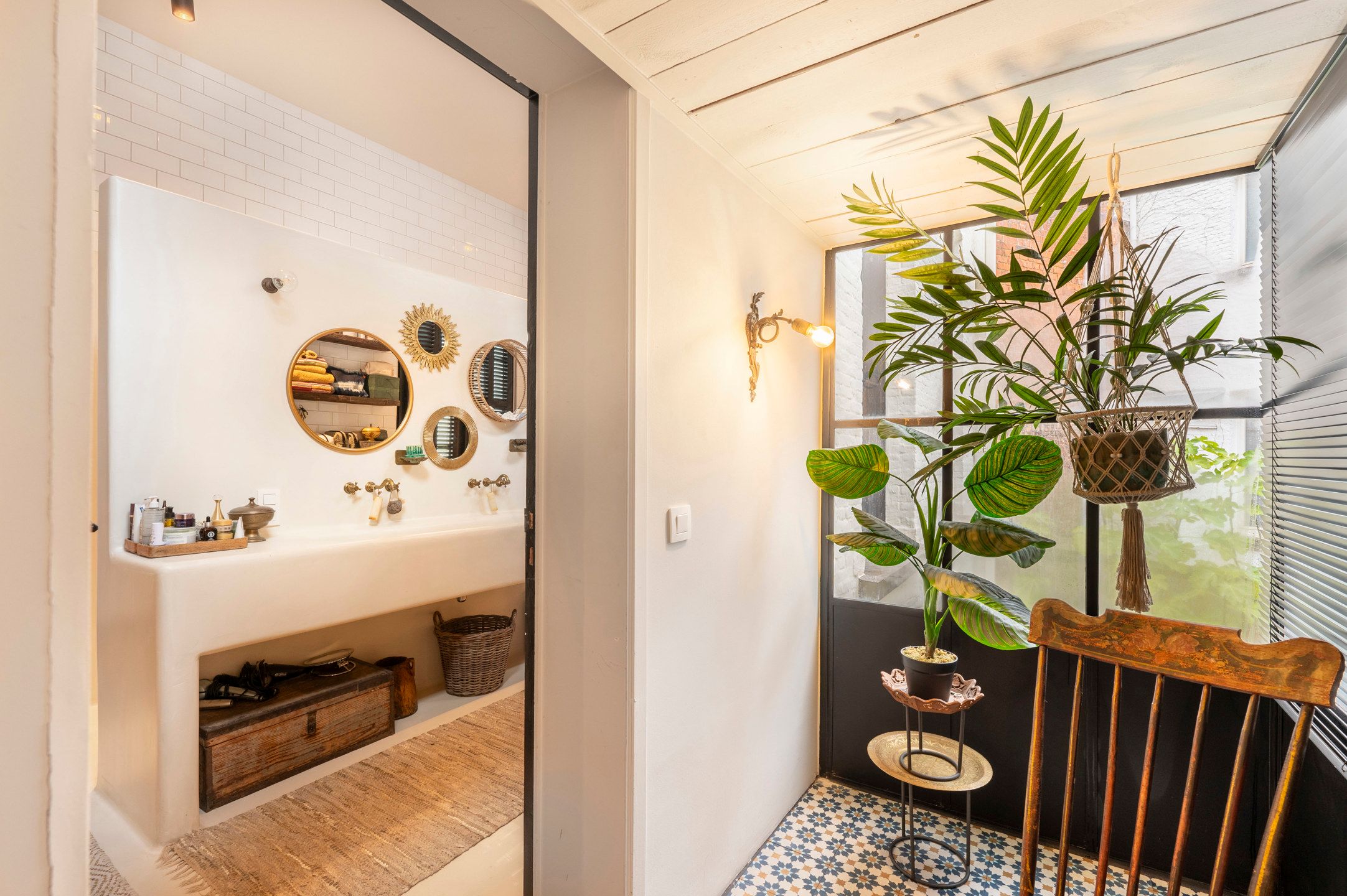 ANTWERPEN-CENTRUM - Meesterwoning met patio en parking foto 14