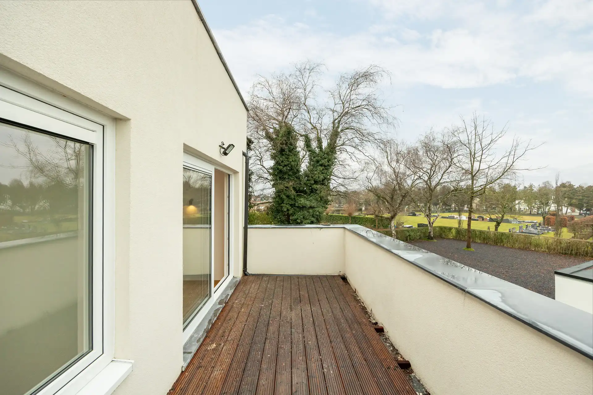 Gerenoveerd 2-slpk app. met groot terras. foto 14