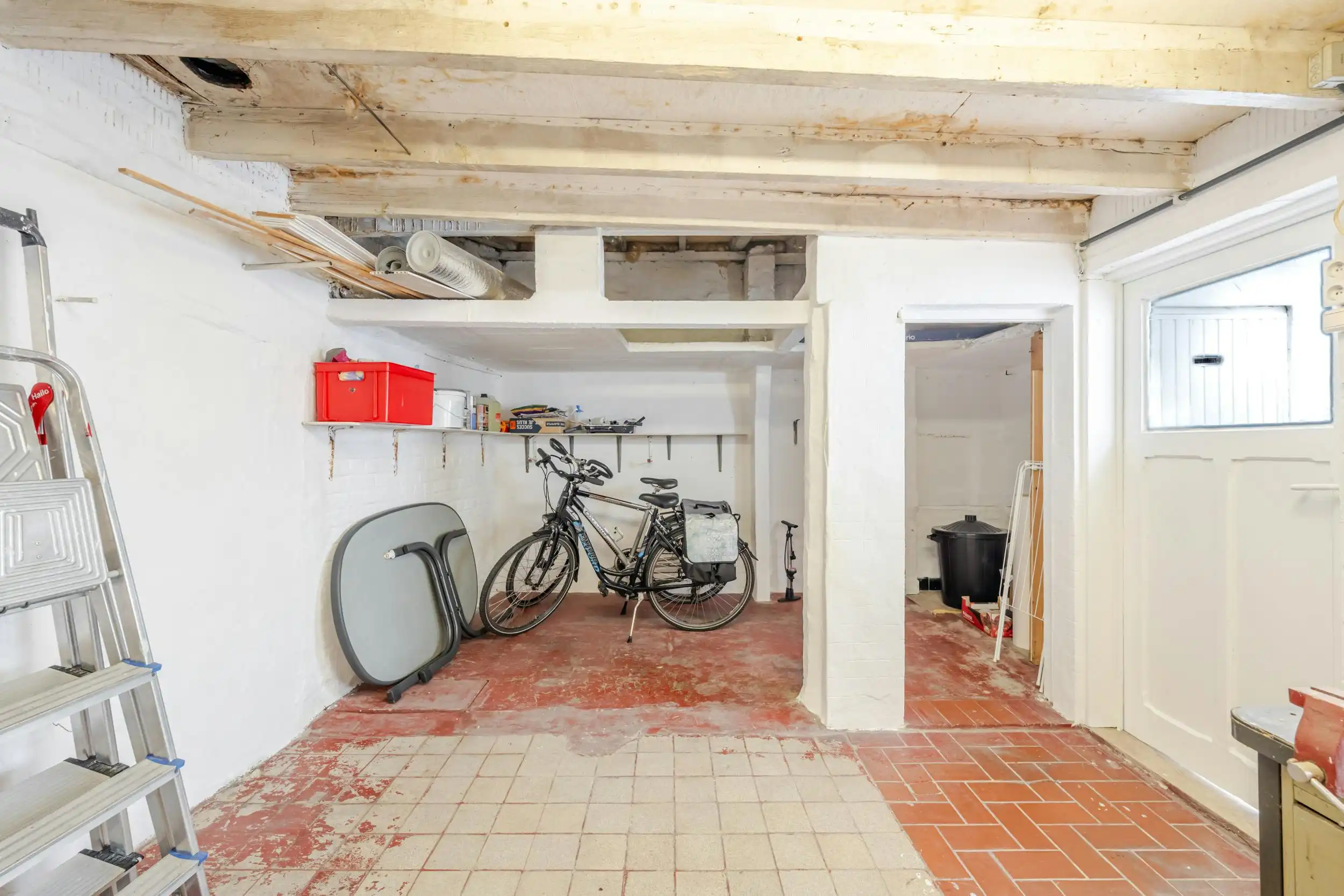 Gerenoveerde woning met stadskoertje te Nieuwpoort foto 14