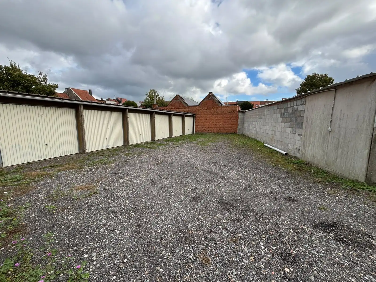 Gesloten garagebox te huur foto 3