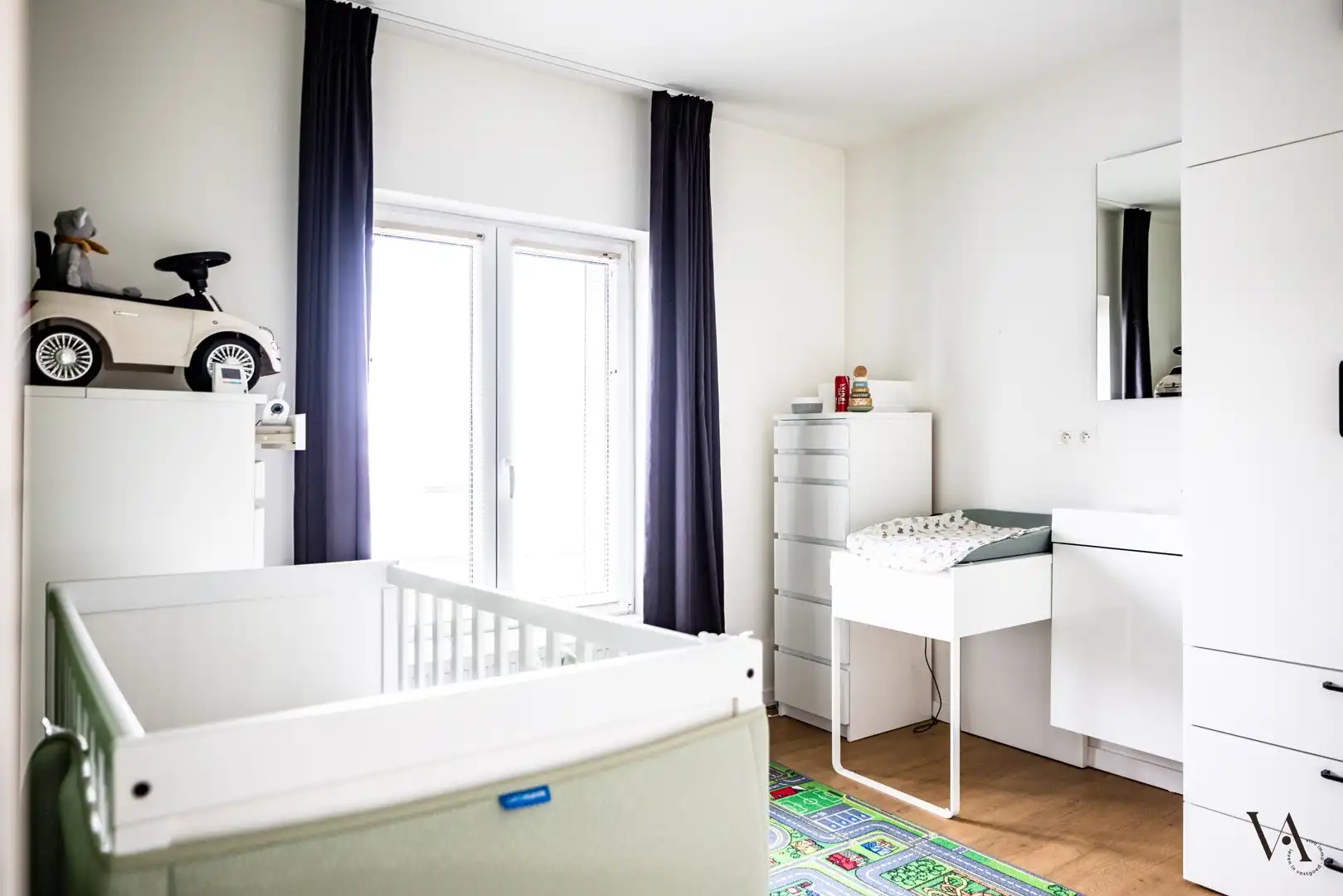 Volledig gerenoveerde woning met koer en dakterras in rustig straatje in Leuven foto 13