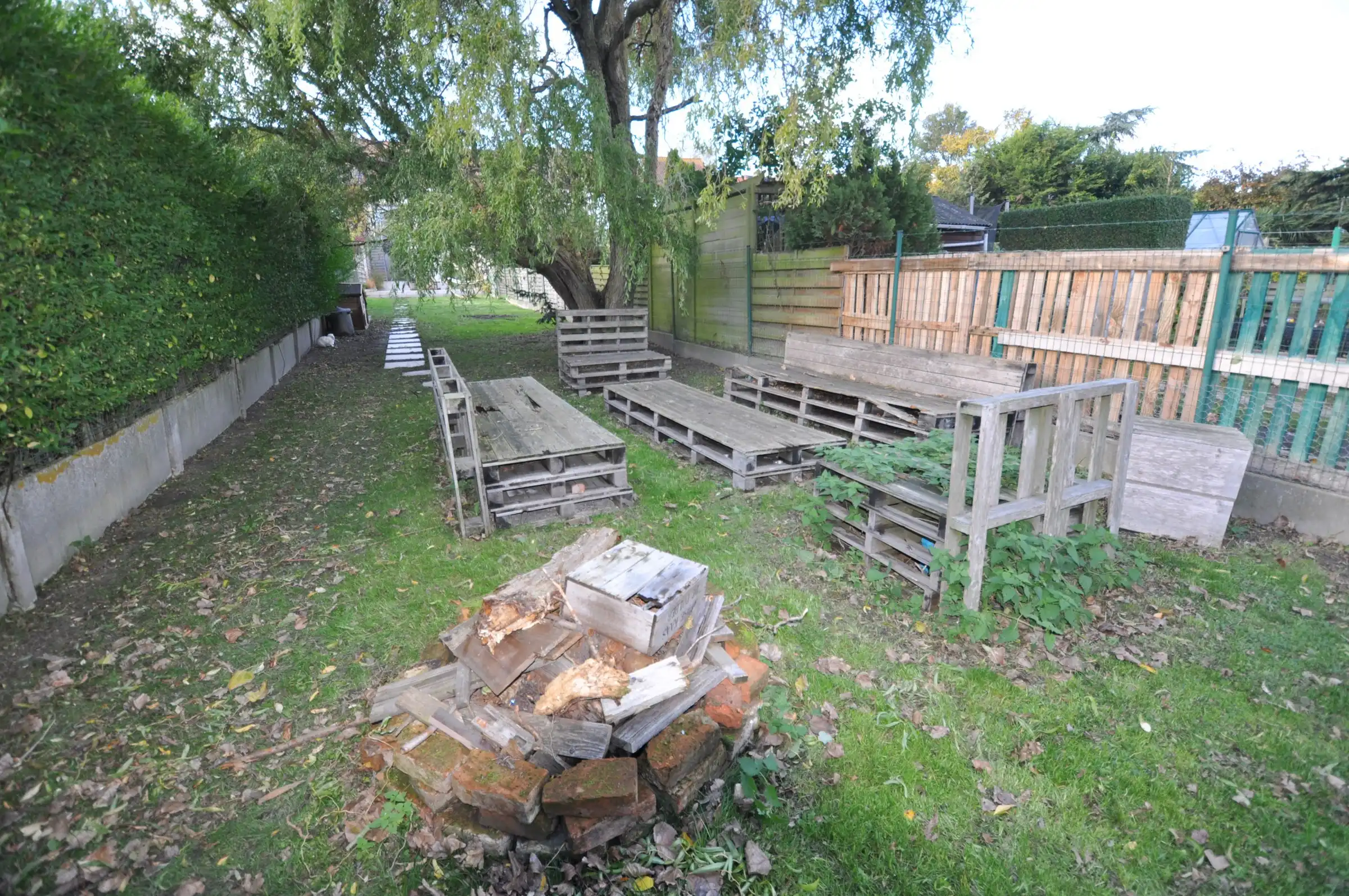Goed gelegen woning met grote zonnige tuin foto 14