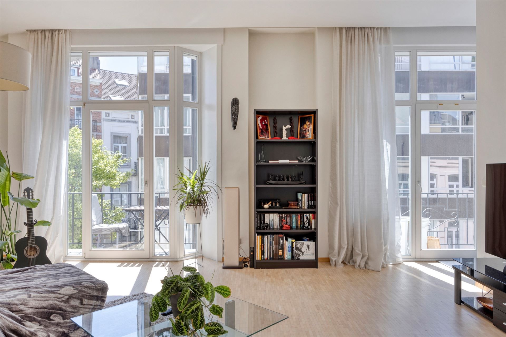 Prachtig 2-slaapkamers appartement nabij Louizalaan foto 8