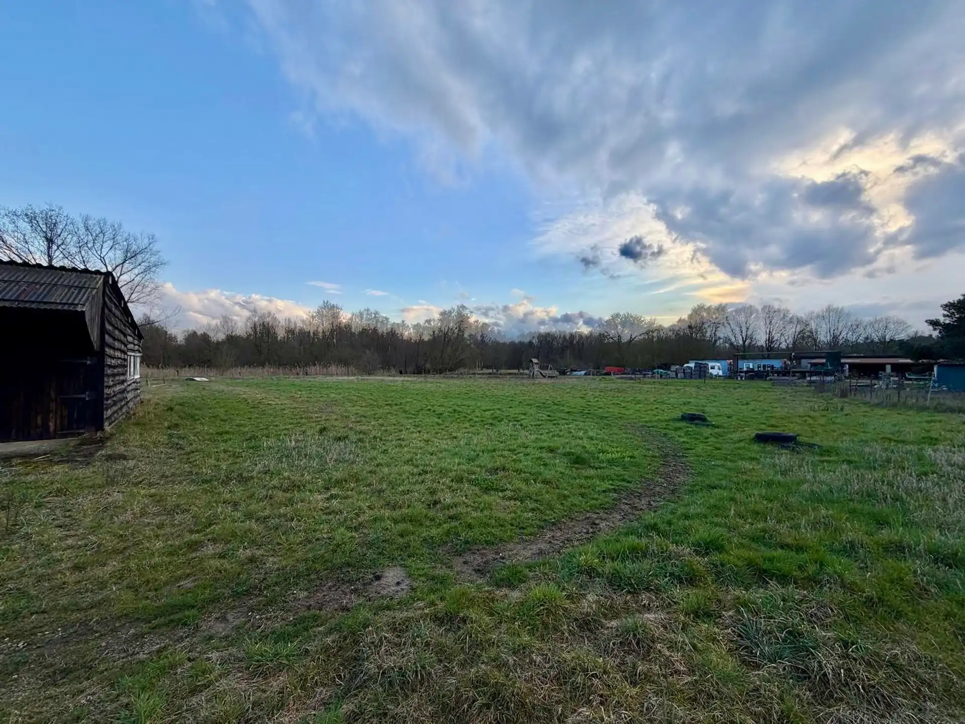 Projectgrond op een perceel van 67are29ca foto 3