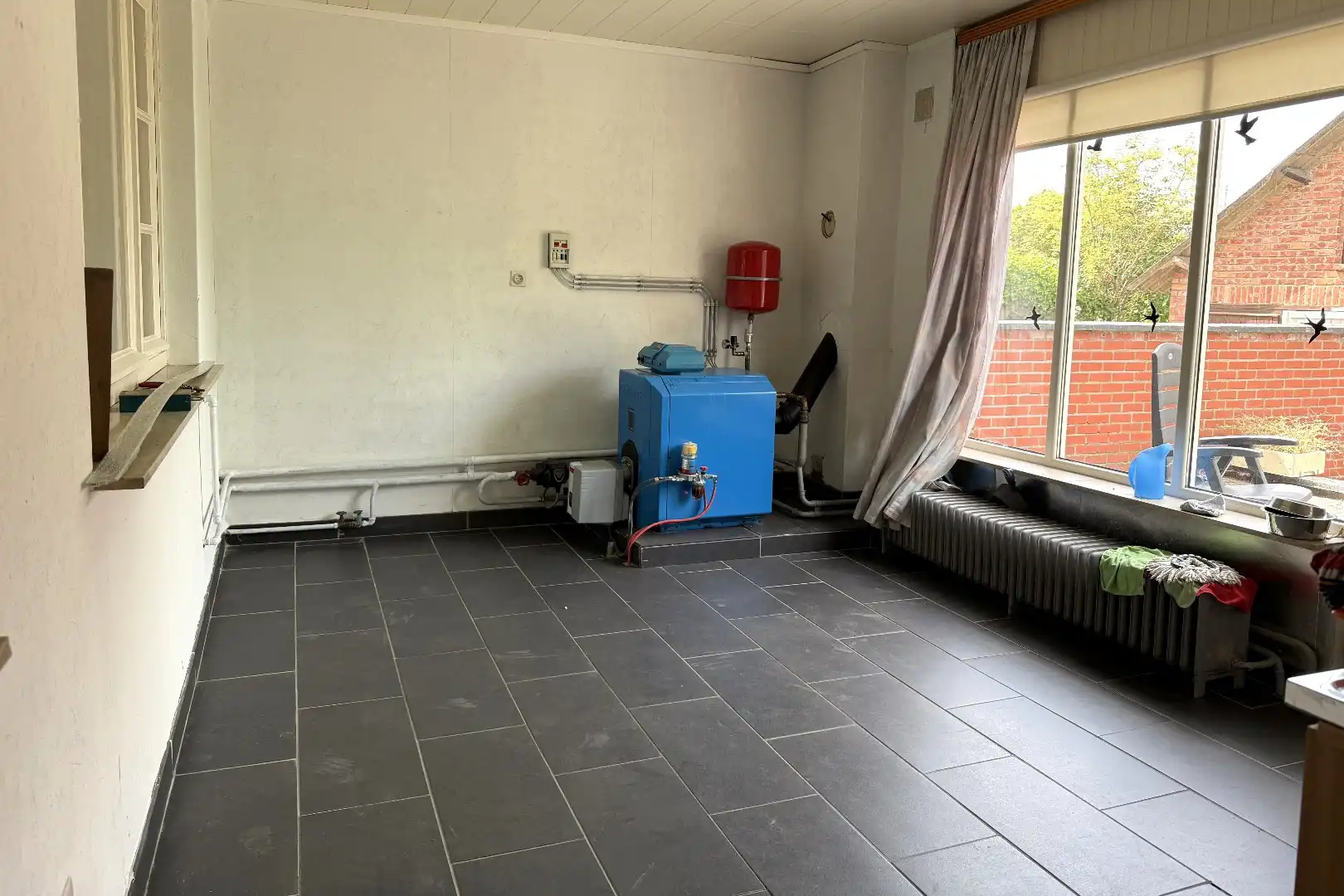 Ruime woning met vrijstaande garage en diepe tuin - rustig gelegen in stadsrand Tongeren foto 7
