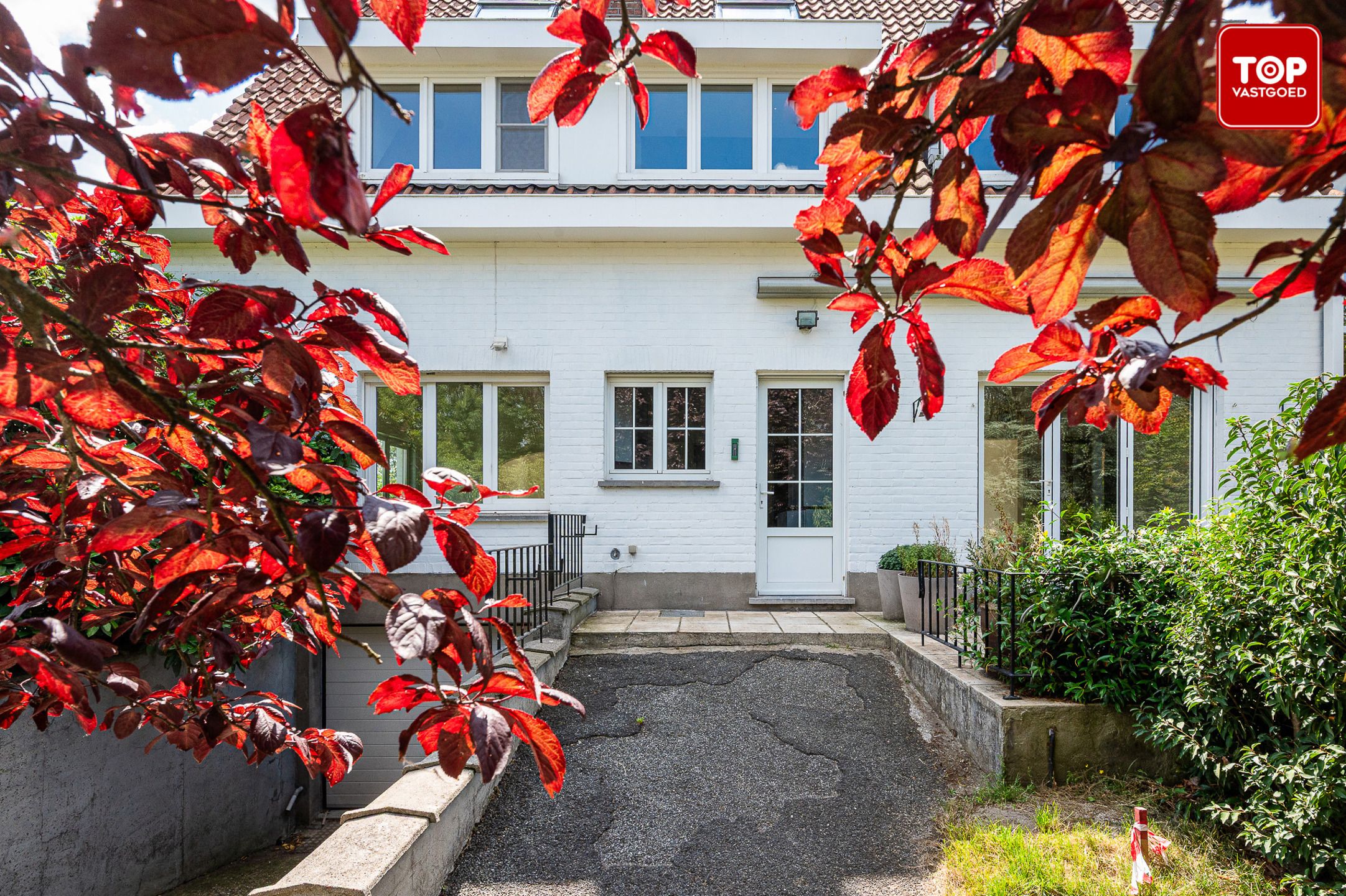 Vernieuwde woning met 4 slaapkamers en gunstige EPC score foto 25