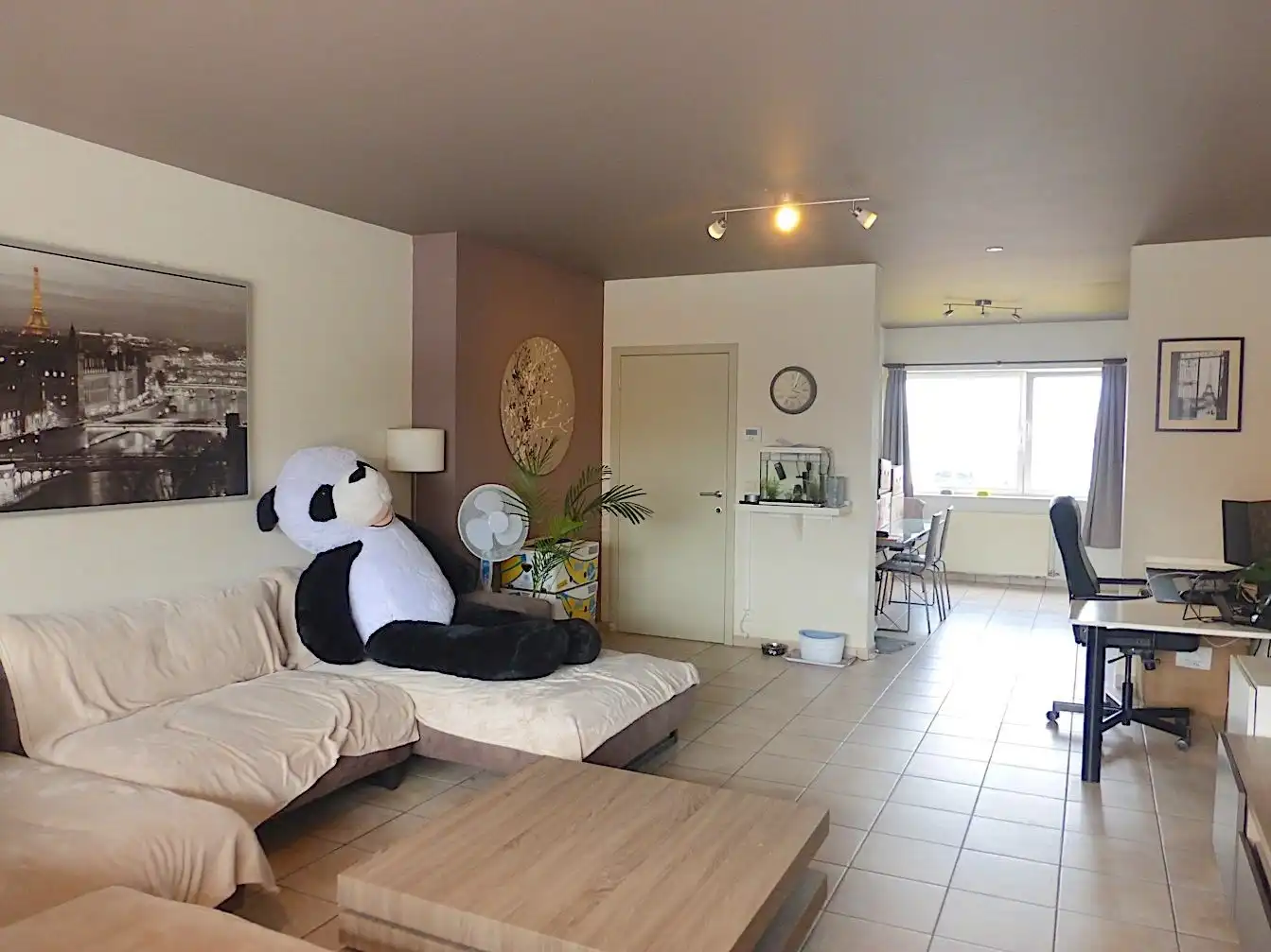 Ruim duplexappartement met 2 slaapkamers! foto 4