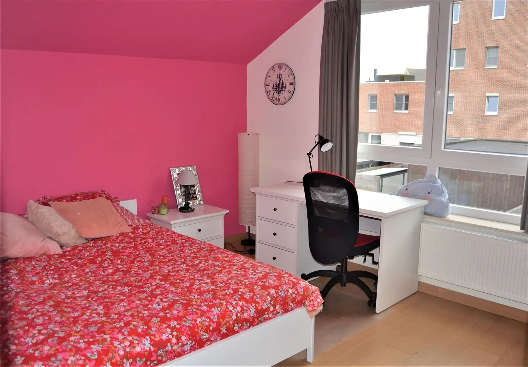 Recente instapklare woning met tuin foto 13
