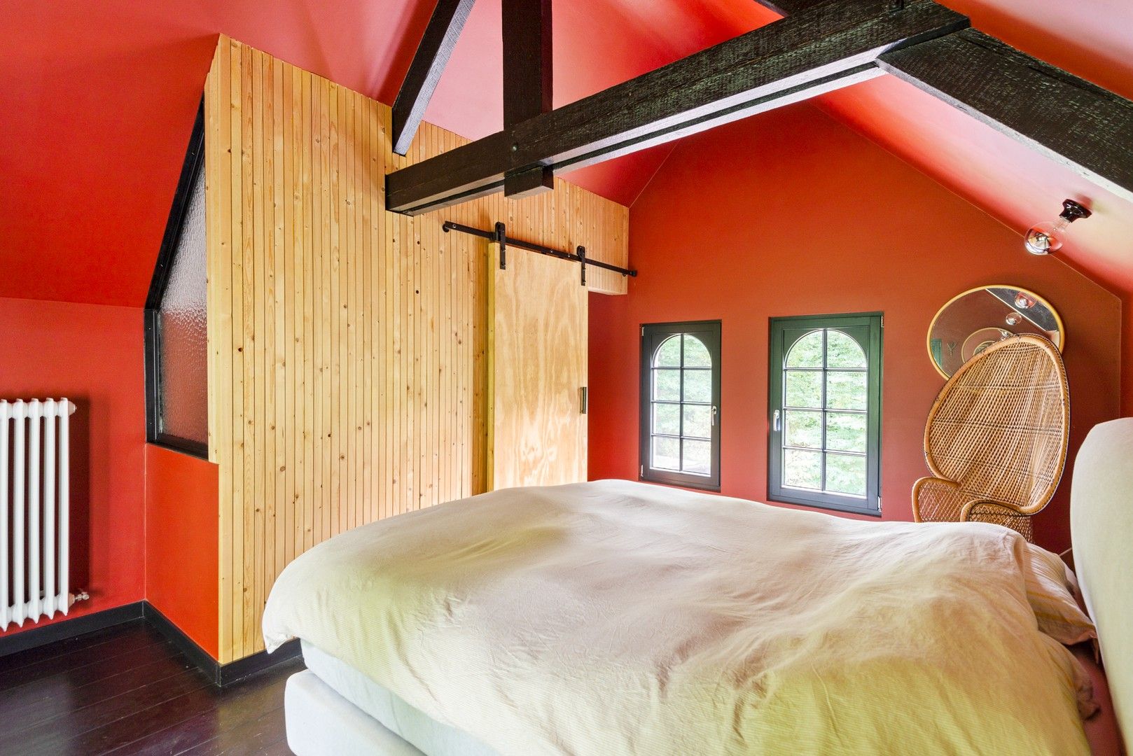 Stijlvolle, vrijstaande villa met zonnige tuin en zwemvijver foto 27