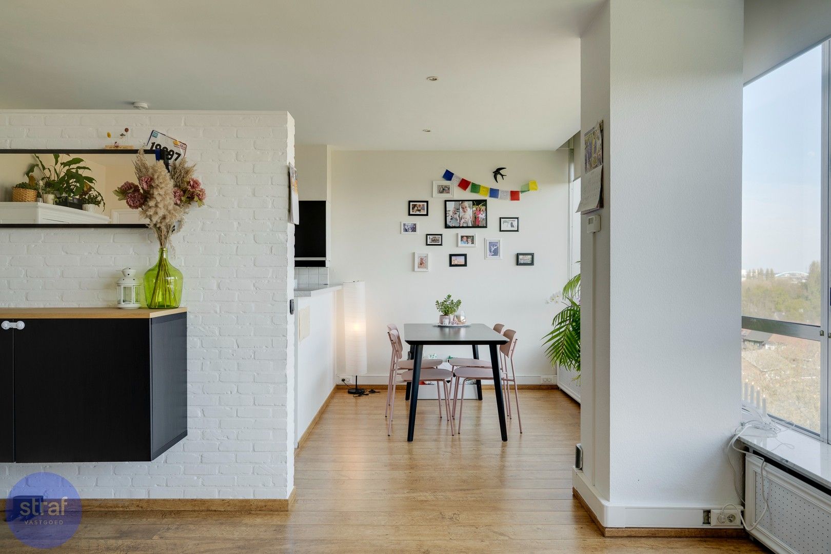 Een prachtig 1-slaapkamerappartement op de 7de verdieping van de Panorama Tower foto 2