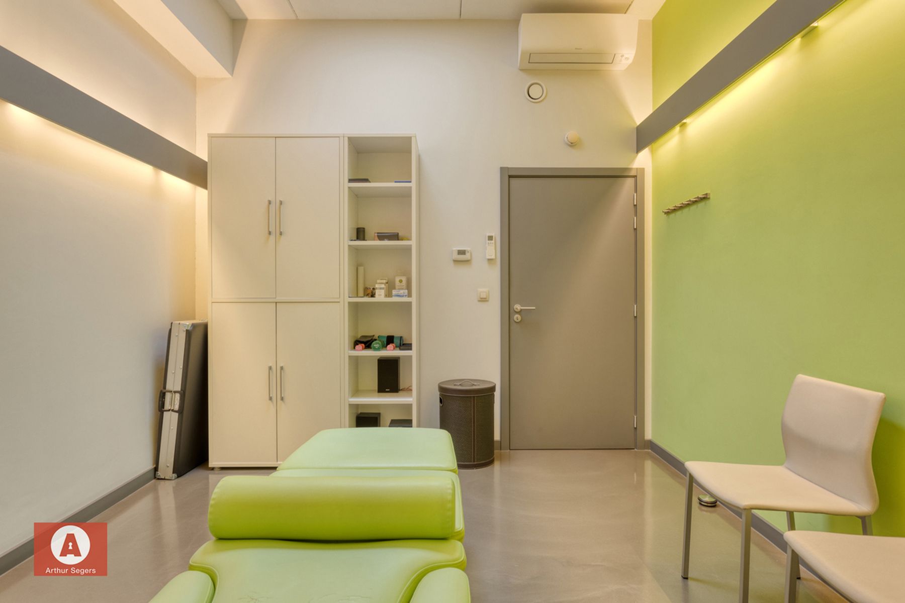 Energiezuinige handelsruimte + 3 privé auto-parkeer-plaatsen foto 10