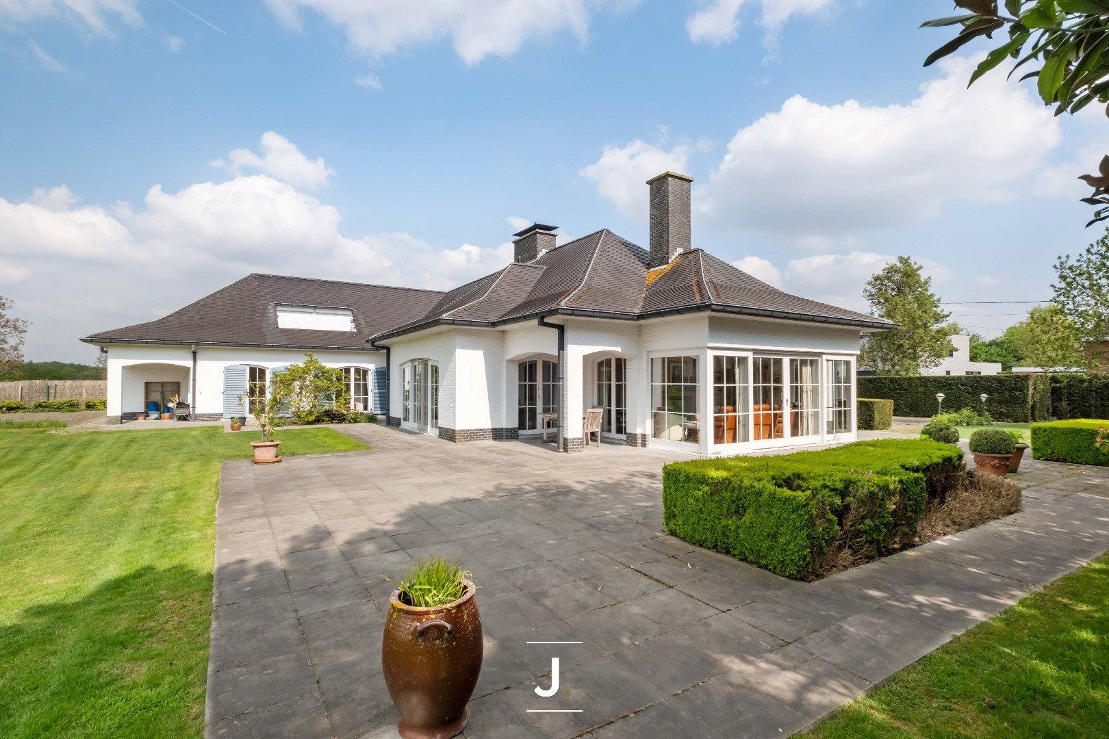 Ruime statige villa op een toplocatie te Beveren-Leie foto 26