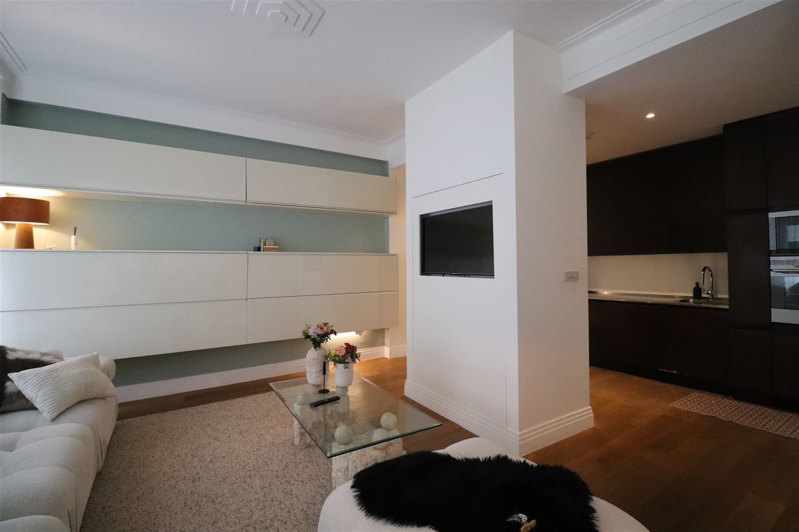 Modern appartement met 2 slaapkamers  foto 3