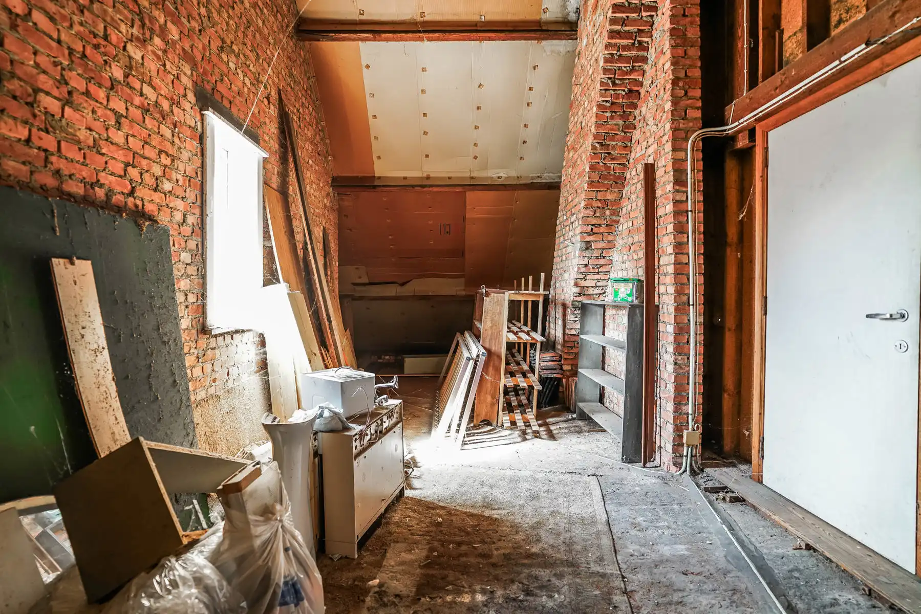 Gunstig gelegen en ruime te renoveren woning in Londerzeel foto 26