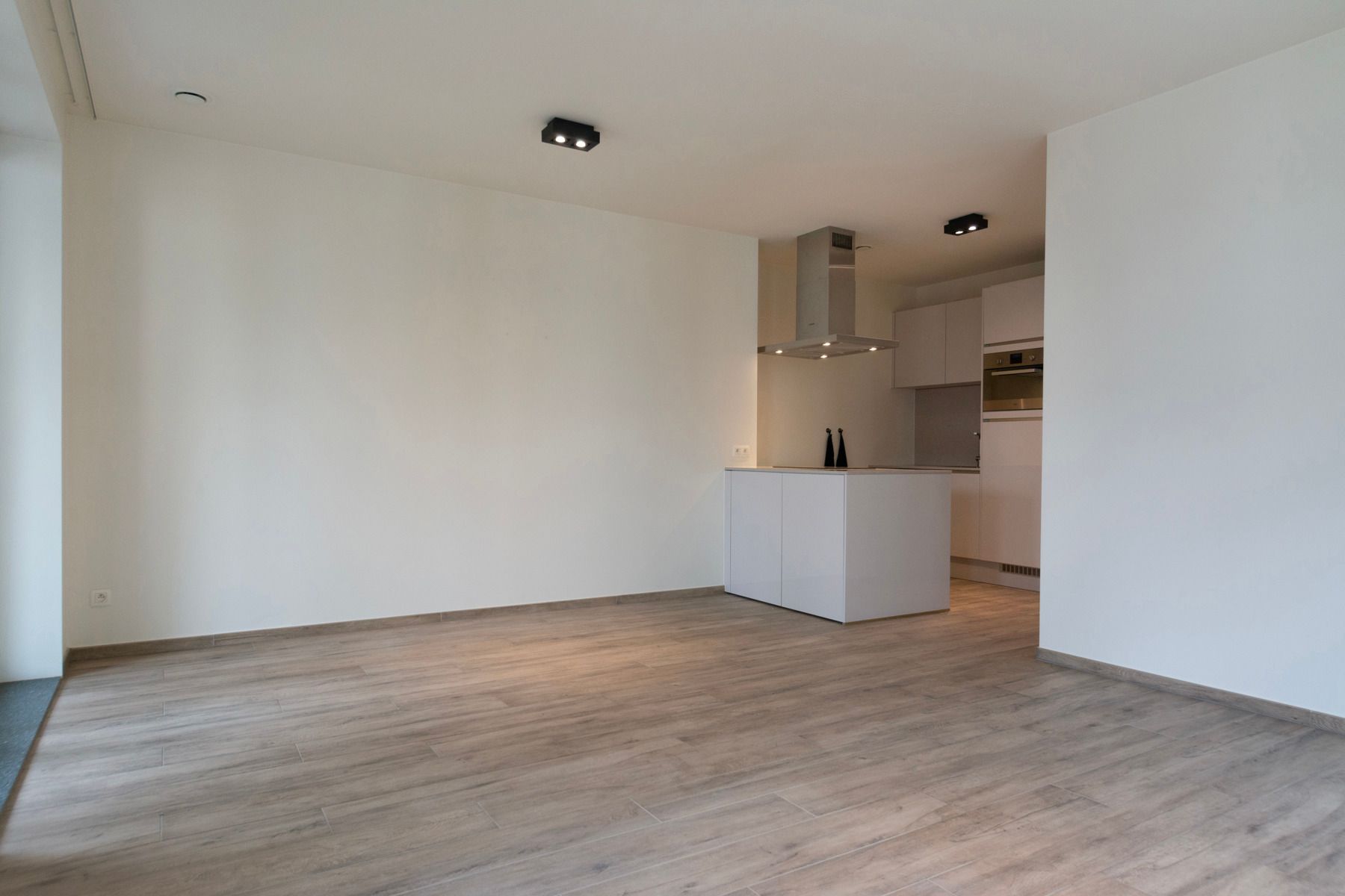 Prachtige 2 slaapkamers appartement met parkzicht foto 4