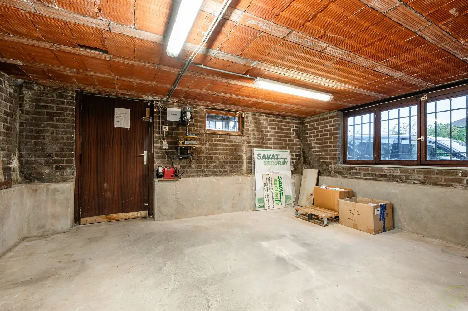 Kwalitatief afgewerkte woning met ruime woonoppervlaktes op een rustige ligging. foto 32