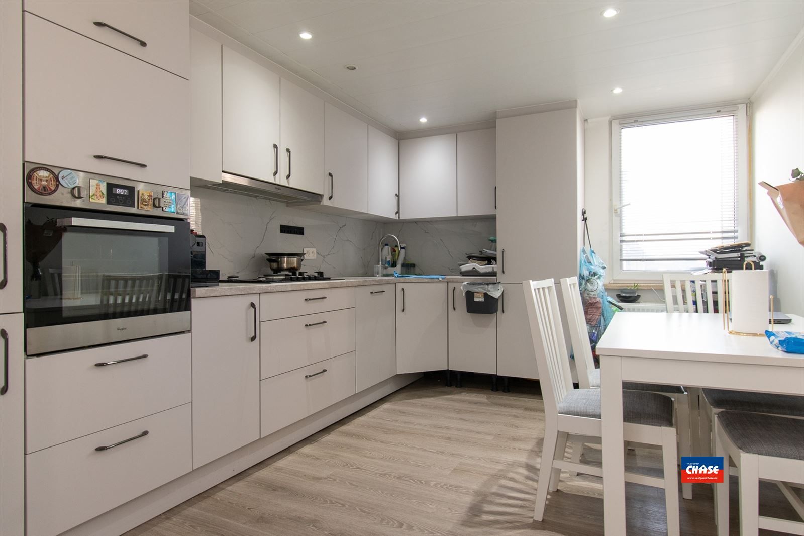 Appartementsgebouw of kangoeroewoning  bestaande uit 3 appartementen met elk 2 slaapkamers foto 7