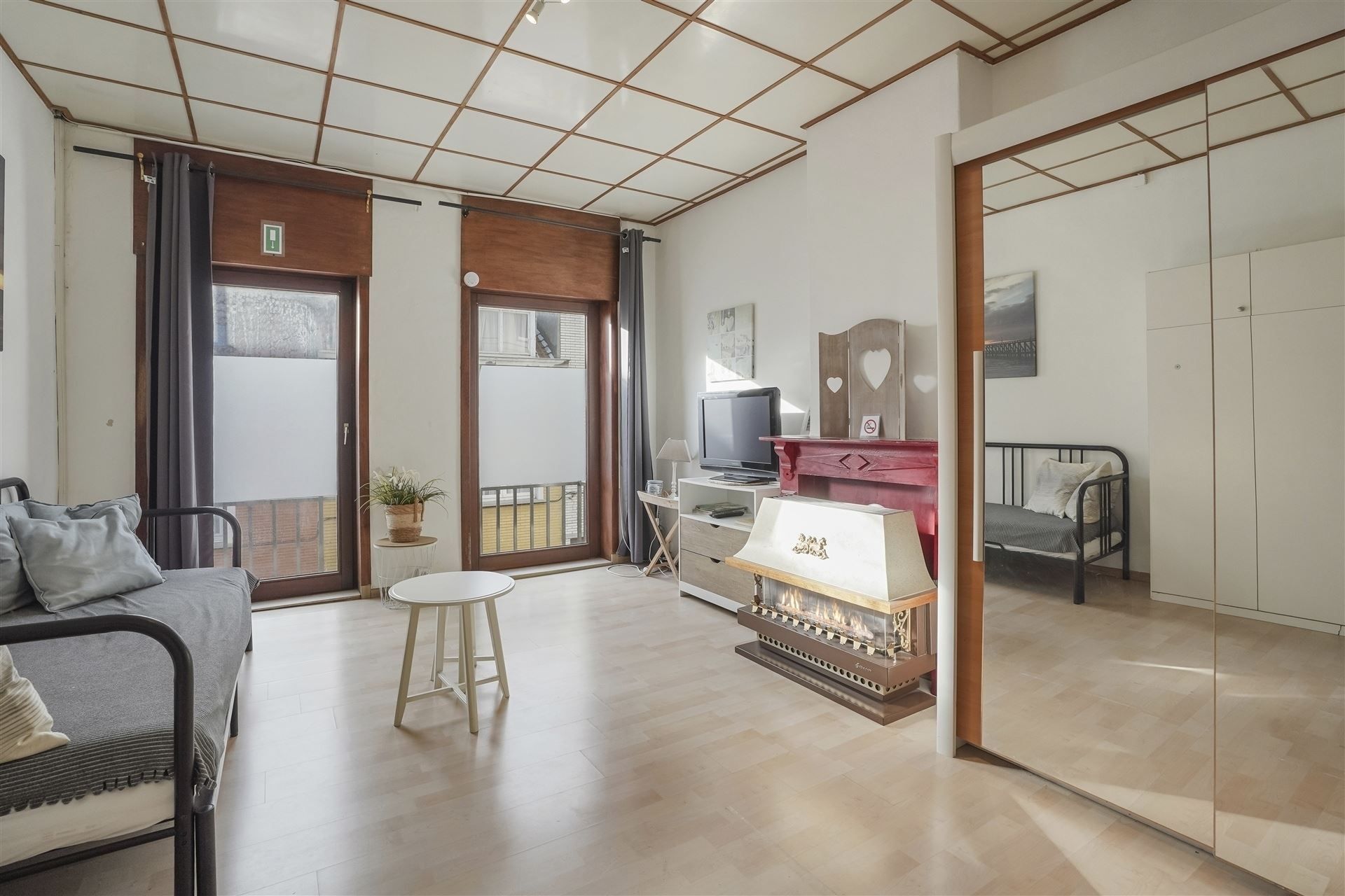 INSTAPKLAAR / VLAKBIJ ZEEDIJK  foto 4