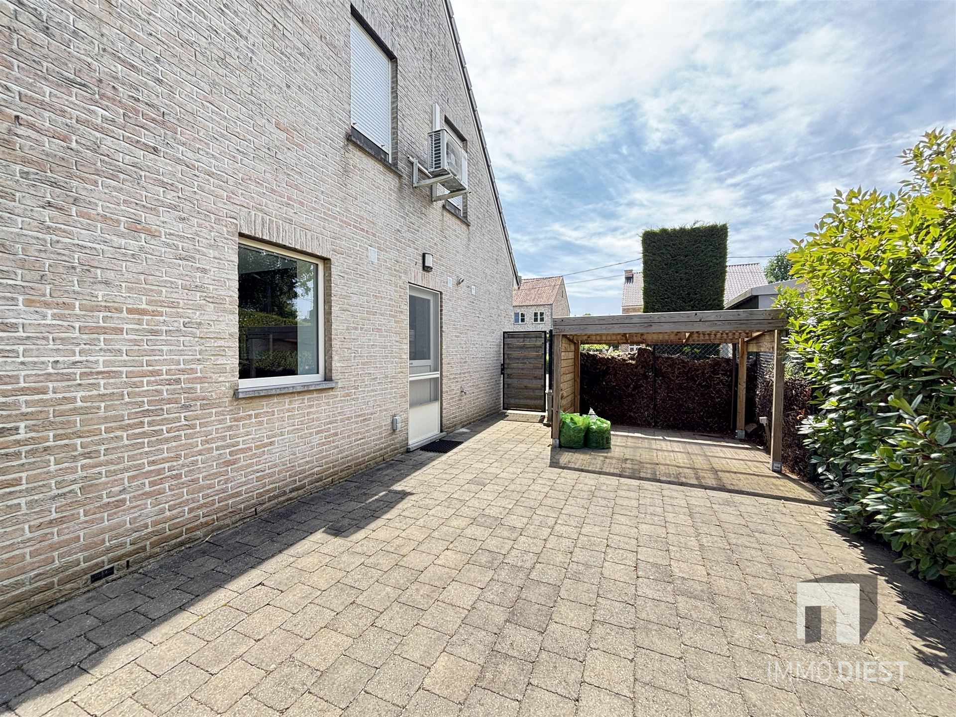 Rustig gelegen woning met zwemvijver nabij het centrum van Paal foto 19