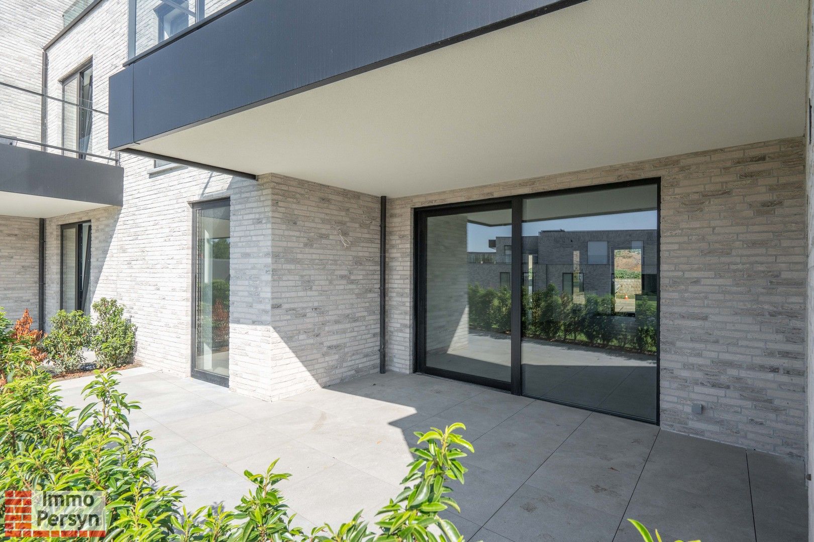 BEN appartement, 2 slkrs, terras, gelijkvloers. foto {{pictureIndex}}