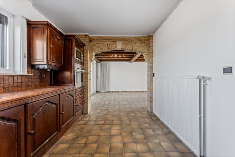 Rumbeke : Gezellige halfopen bebouwing met 4 slaapkamers opp 228 m² nabij sportsite Rumbeke foto 6