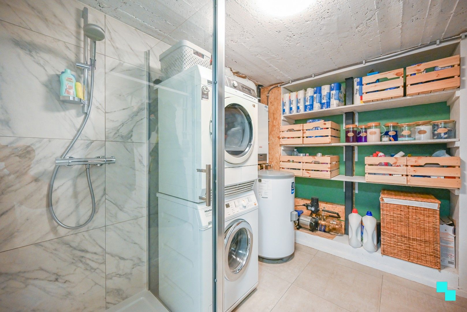 Bel-etagewoning nabij het centrum van Waregem! foto 22