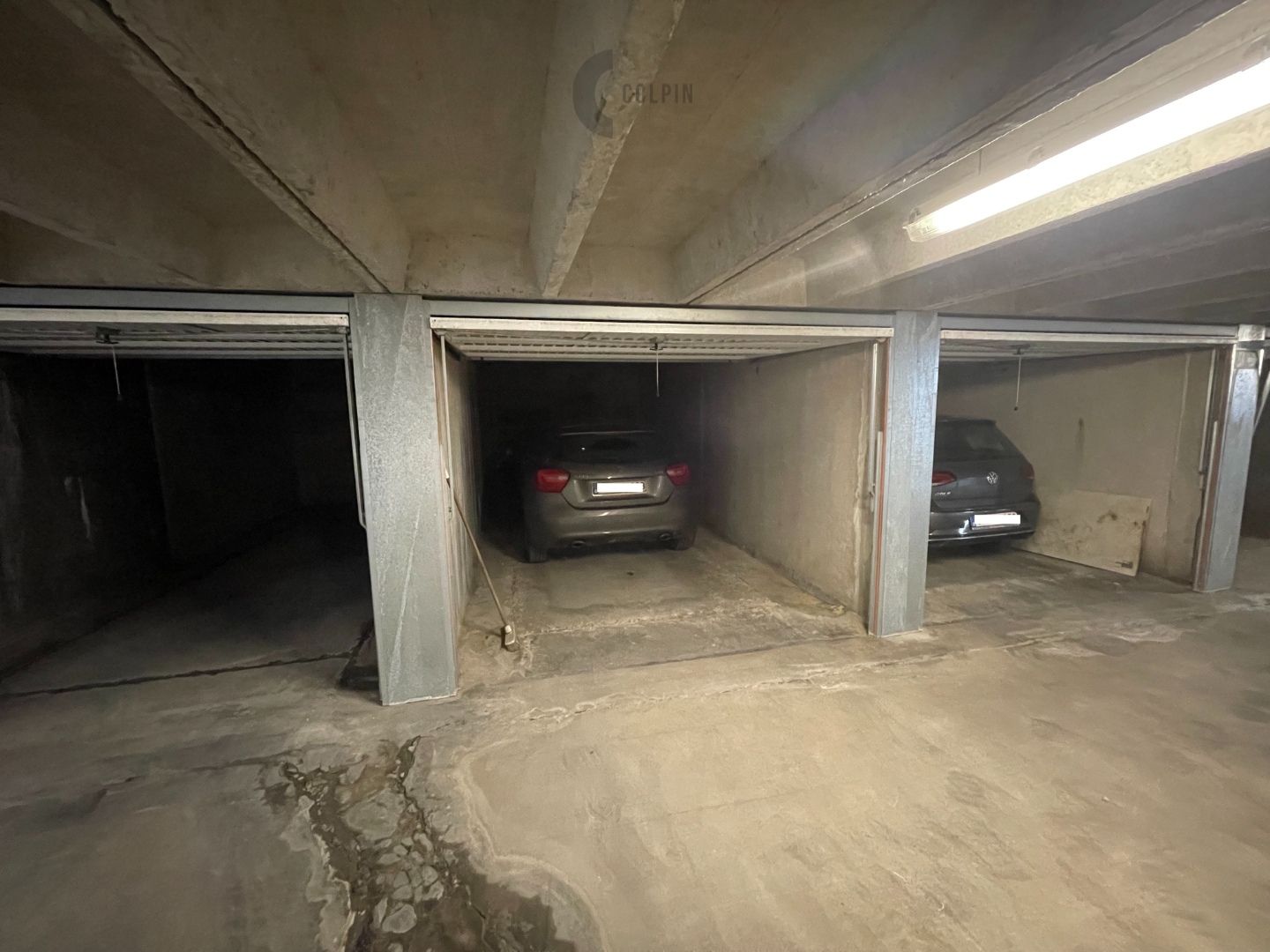Makkelijk inrijdbare garagebox in het J.Stübbenpark te Duinbergen. foto 3