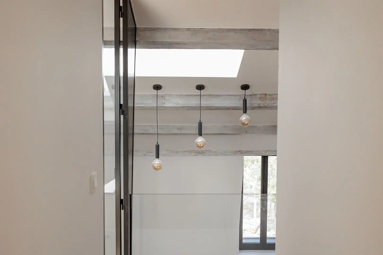 Lofty appartement met terras foto 11