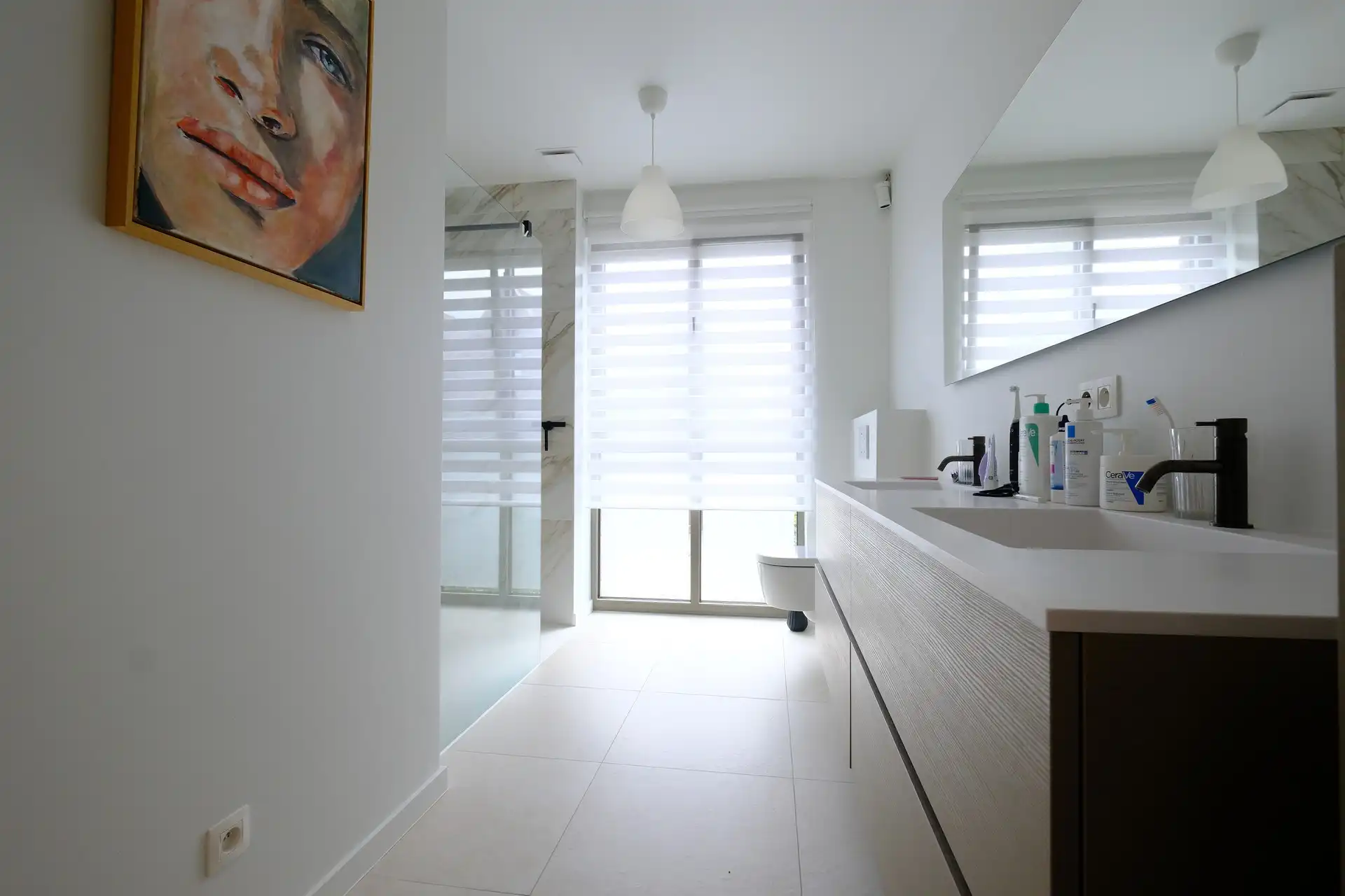 luxueus ingerichte woning met 3 slaapkamers in het gezellige Oud-Rekem foto 12
