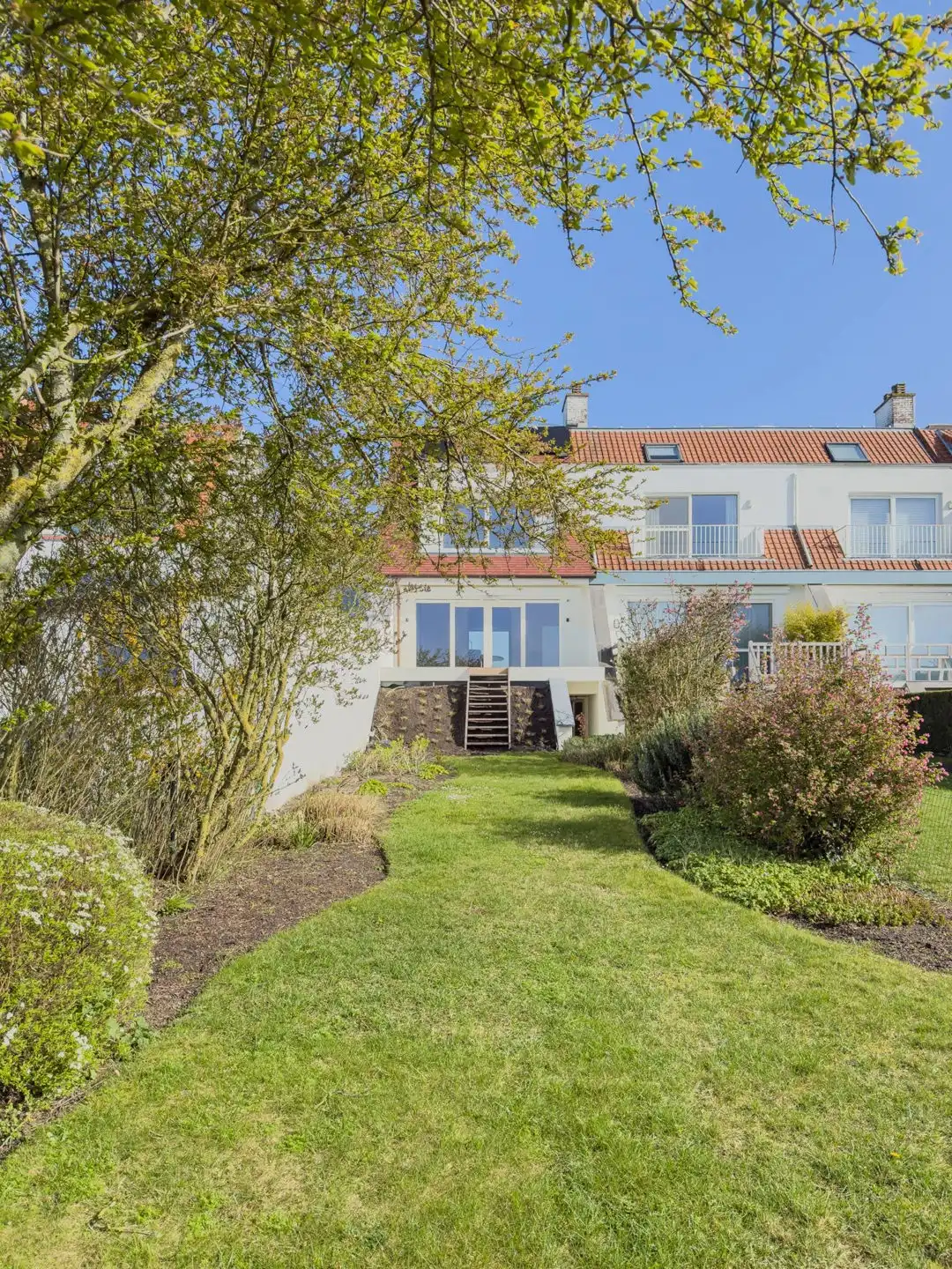 Exclusieve townhouse - panoramische zichten over de polders foto 32
