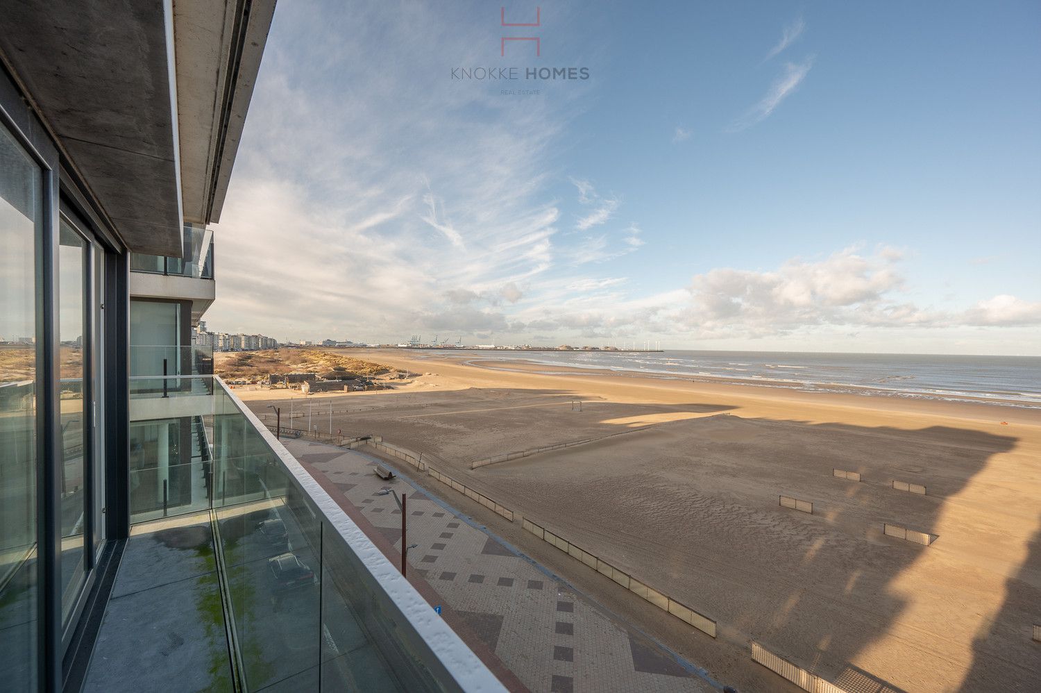 Prachtig hoekappartement op de zeedijk in Duinbergen foto 5