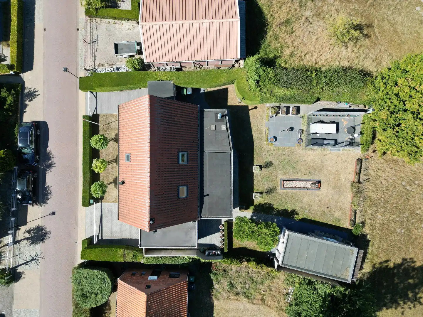 Charmante woning met verrassend veel ruimte en comfort. foto 34