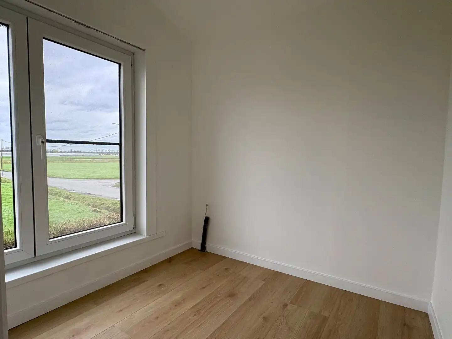 Gerenoveerde woning te huur in Wingene op 1197m² foto 11