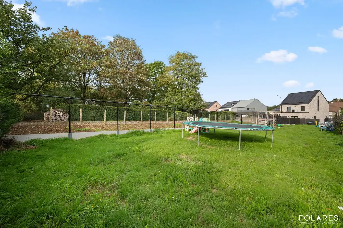 Gerenoveerde gezinswoning met 3 slaapkamers foto 15