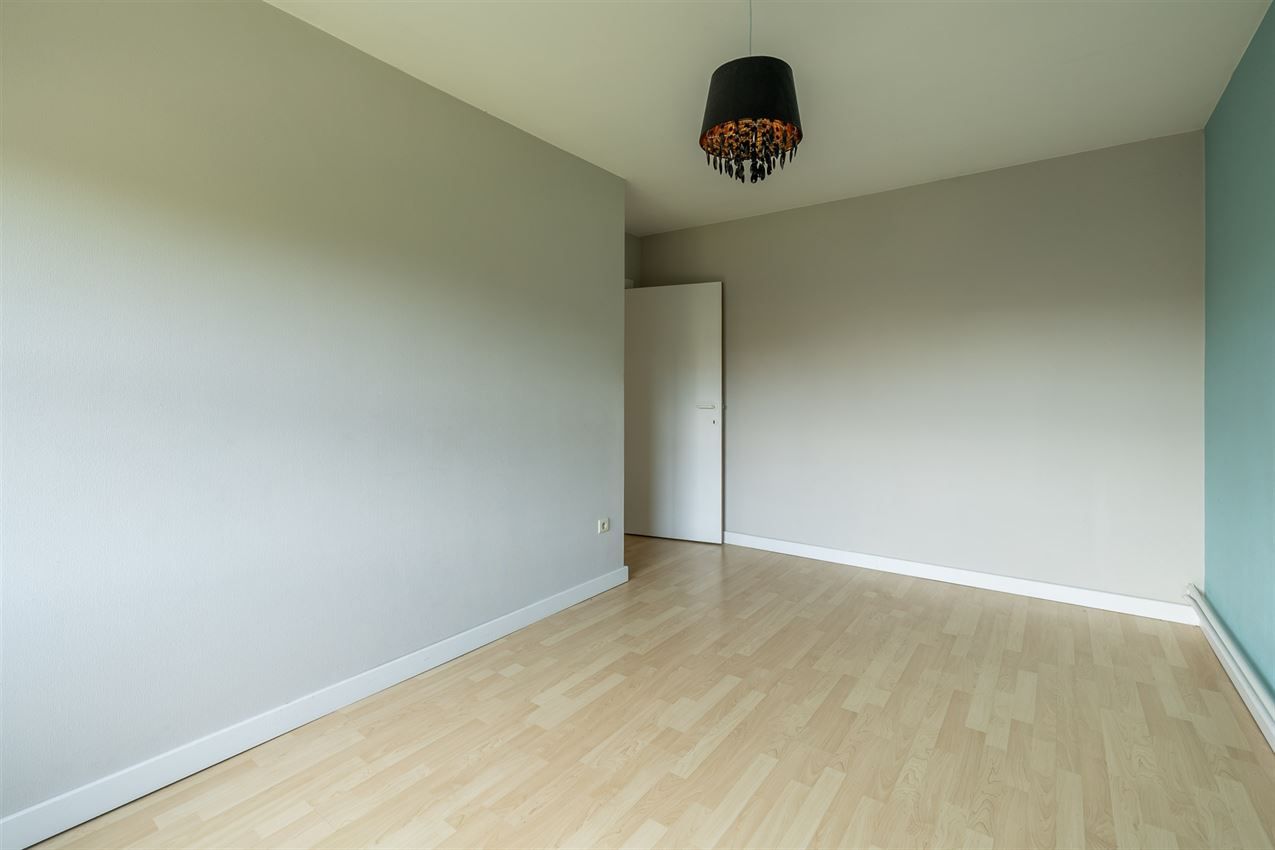 Toffe, instapklare gezinswoning met 4 slpk. foto 16