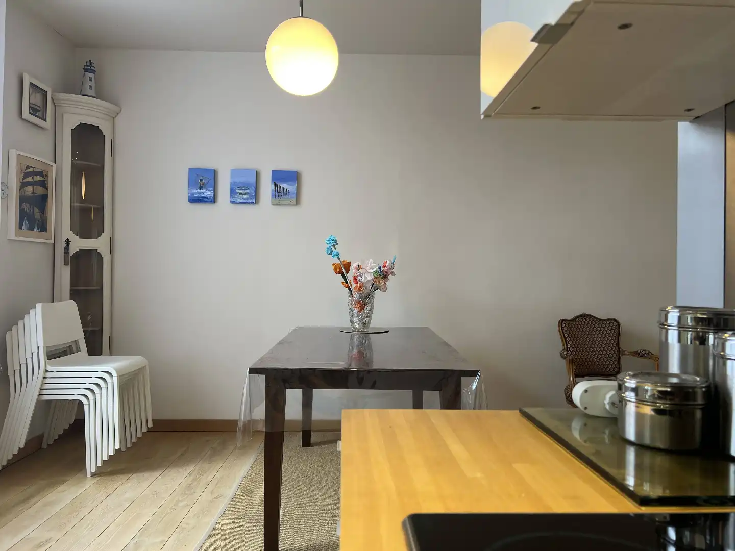 Instapklaar appartement met 2 slaapkamers en dakterras in Oostende foto 8