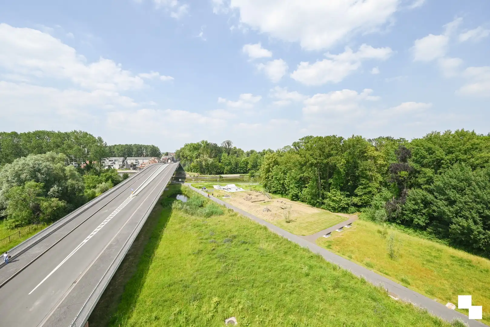 Luxe penthouse nabij centrum Ingelmunster foto 16