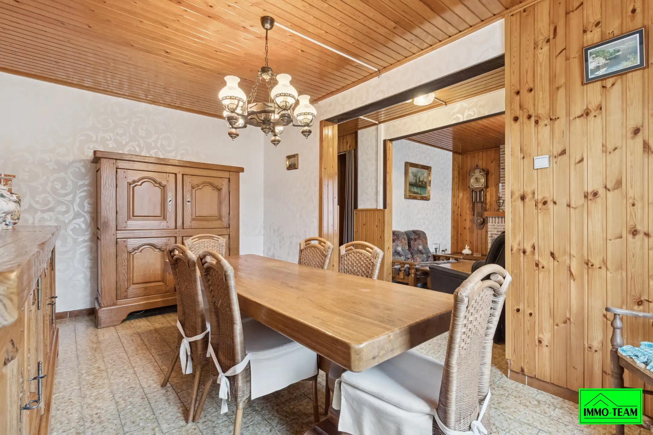 Charmante woning met renovatiepotentieel  foto 4