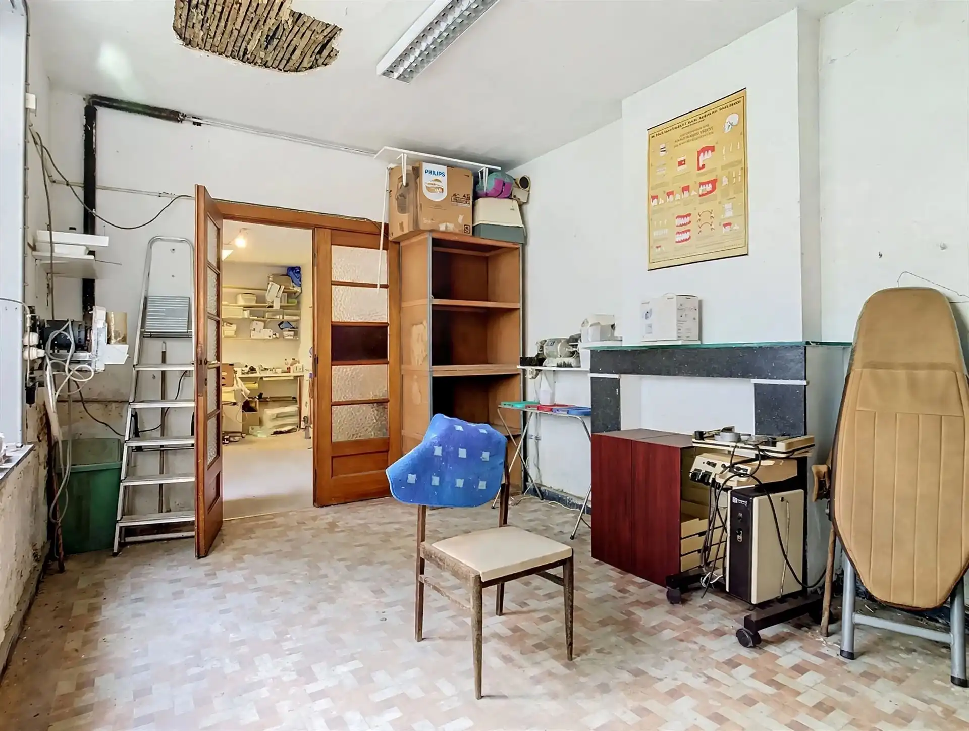 Te renoveren woning met ex-praktijk in centrum Overijse foto 9