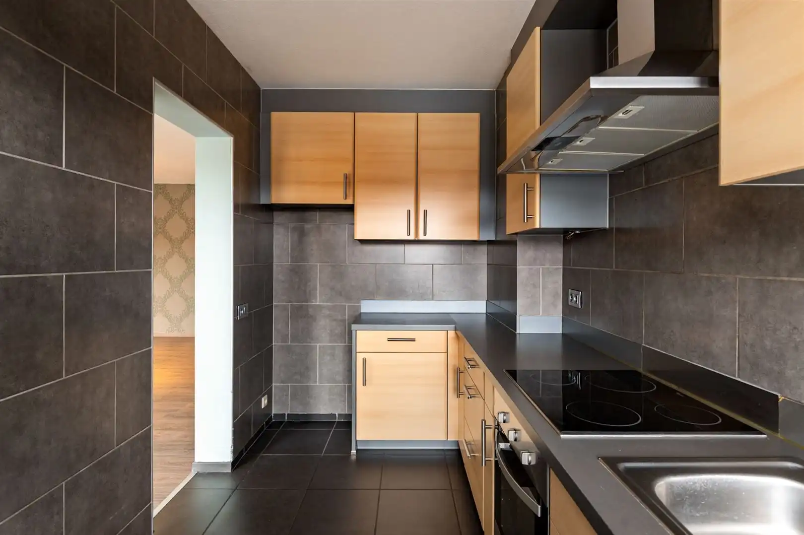 Centraal en rustig gelegen appartement met optionele parking foto 10