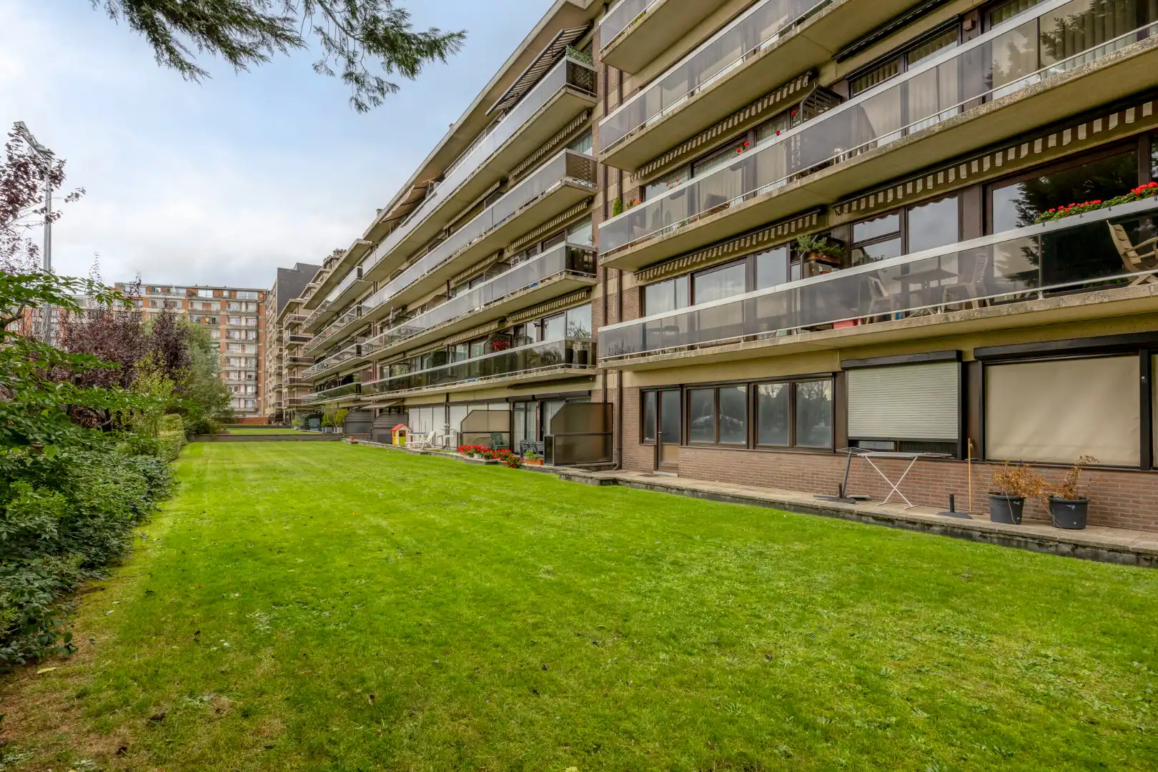 Gelijkvloers appartement verder af te werken naar eigen smaak foto 15